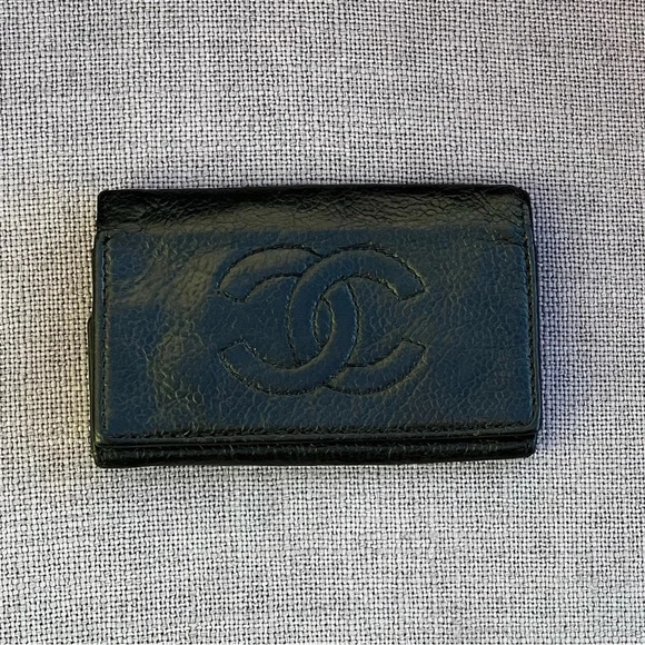 CHANEL Key Case 6 Hooks Leather Black - Picture 1 of 6